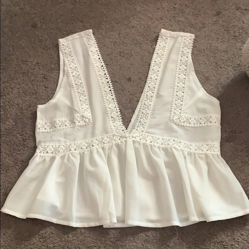 Deep V Sleeveless Cropped Blouse